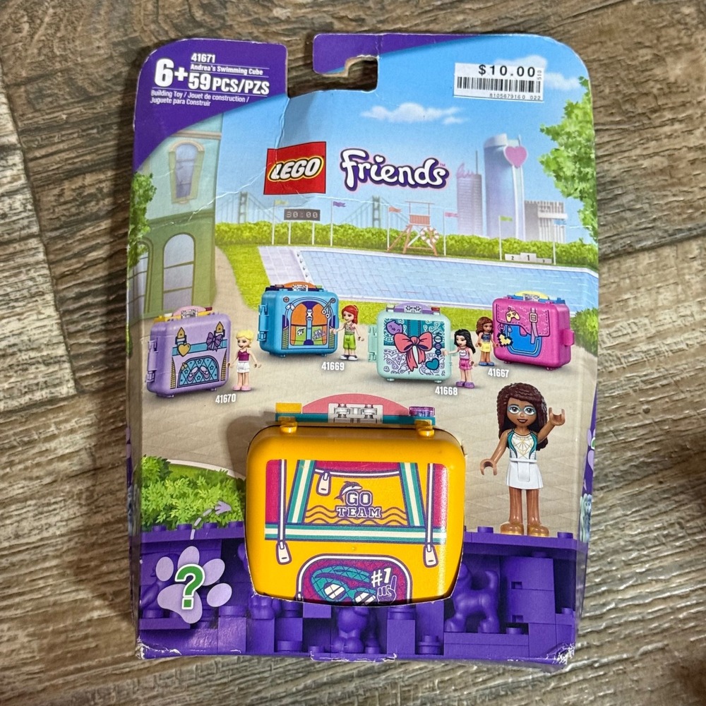 LEGO Friends Mia's Soccer Cube 41671 Playset 69 Pcs New Sealed Travel Toy